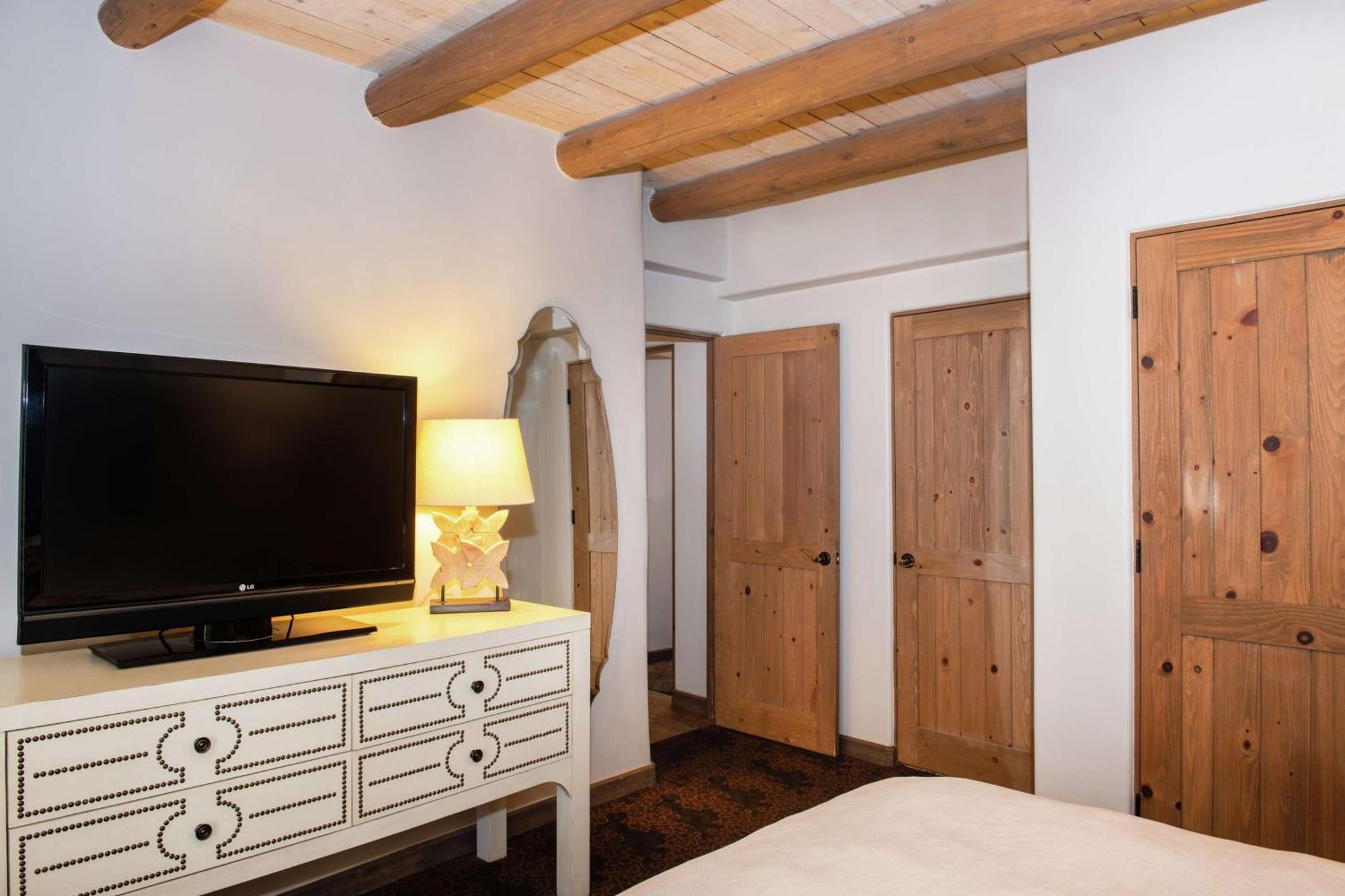 Готель Hilton Santa Fe Historic Plaza Екстер'єр фото